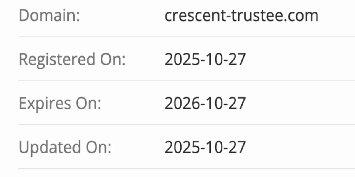 Crescent Trustee GmbH домен домен Crescent Trustee GmbH